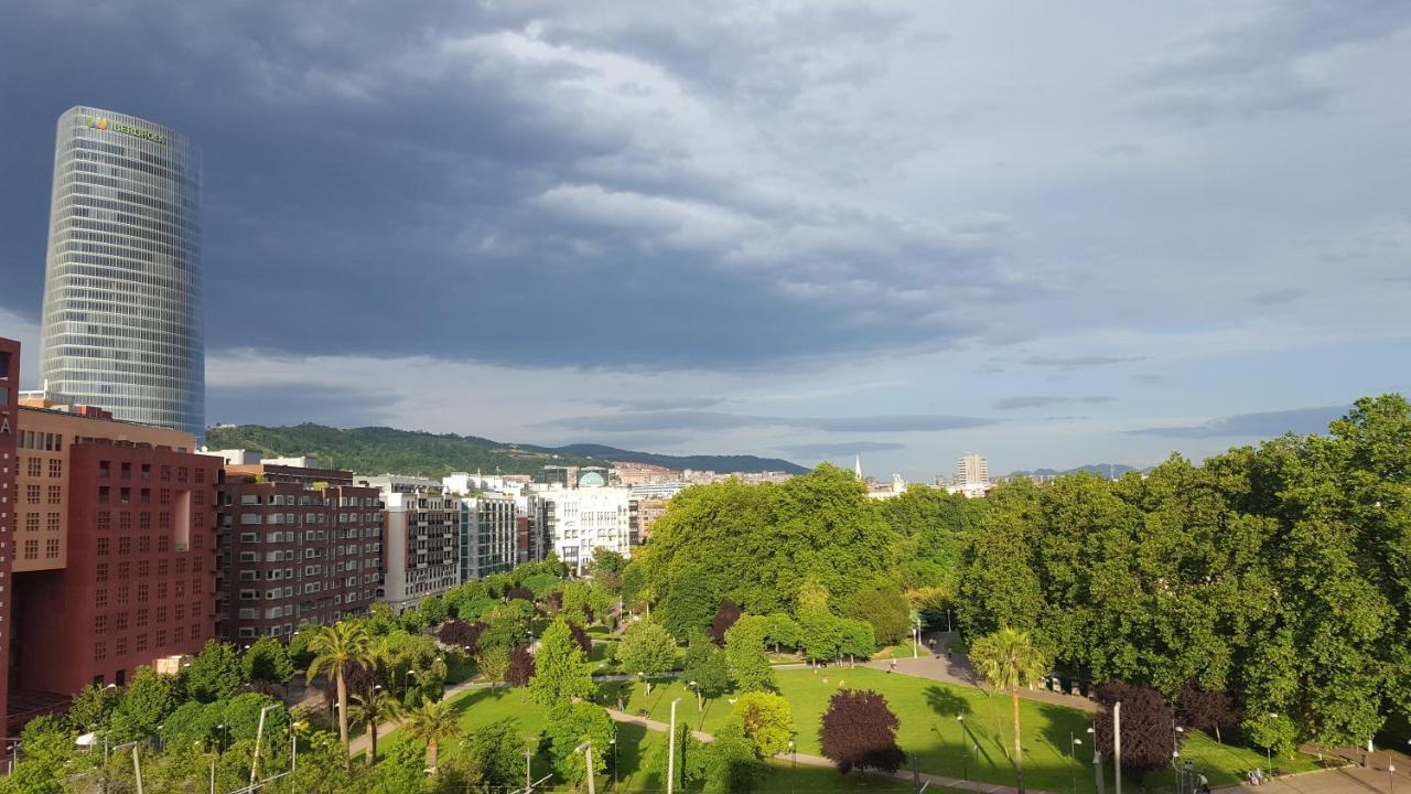 San Mames Apartment - Free Parking Bilbao Luaran gambar