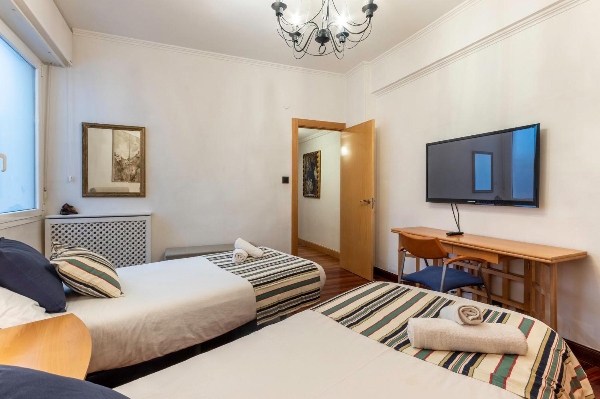 San Mames Apartment - Free Parking Bilbao Luaran gambar