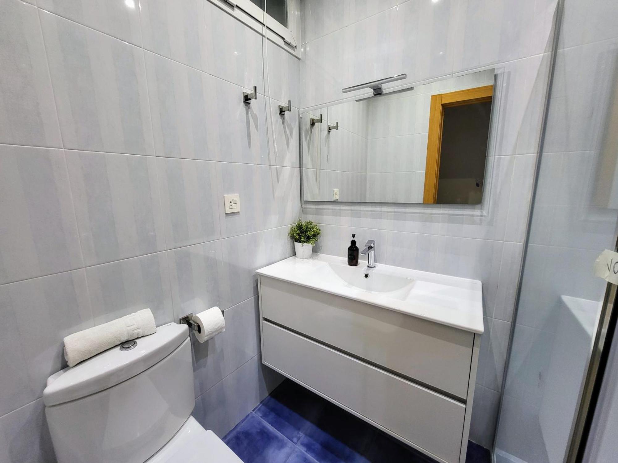 San Mames Apartment - Free Parking Bilbao Luaran gambar